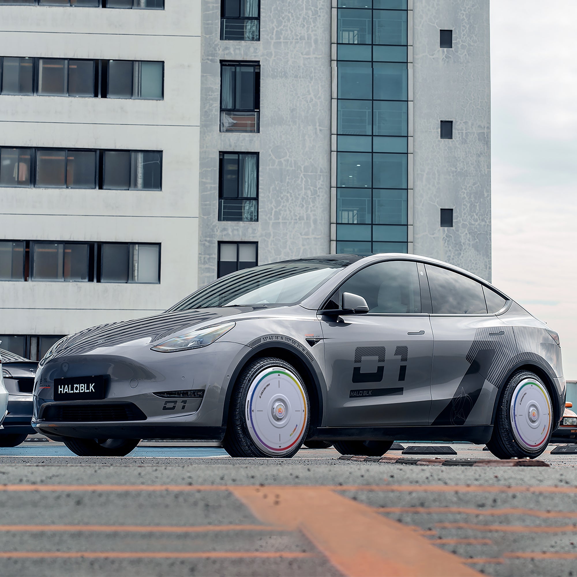 HALODISC 2 Wheel Covers for Tesla Model Y 21" Überturbine Wheels丨Rainbow Road
