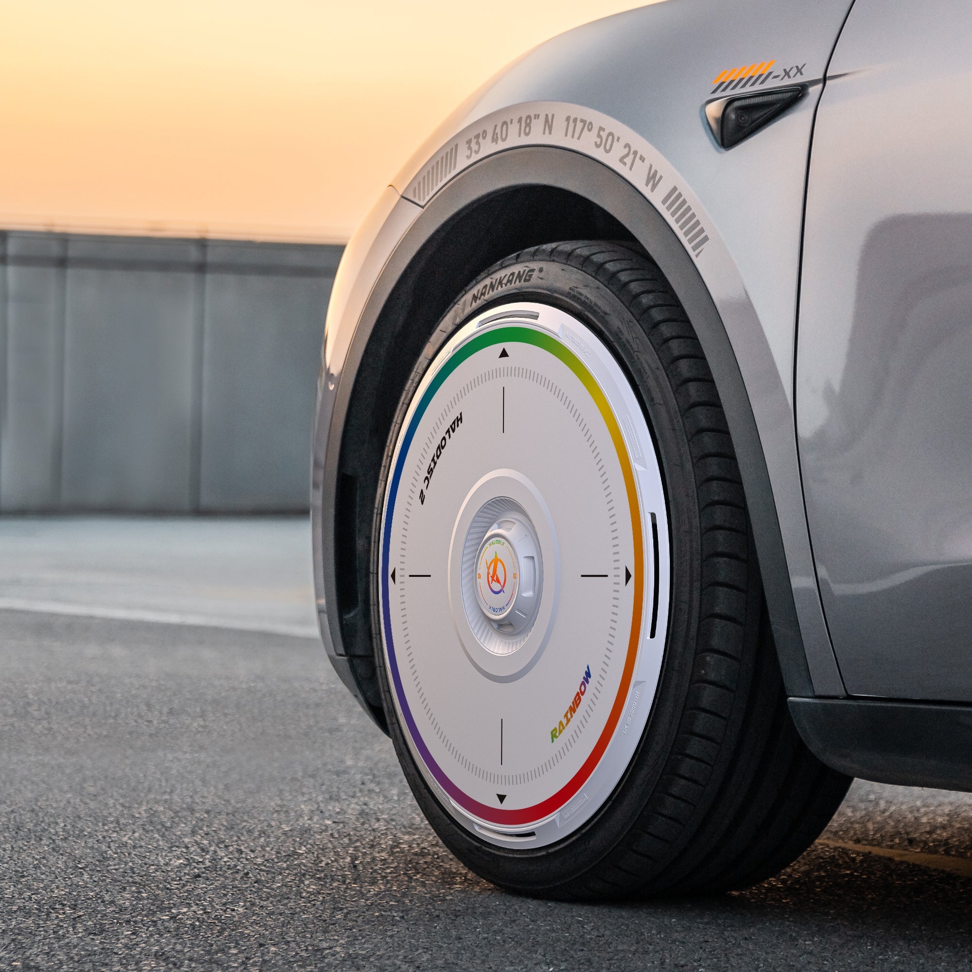 HALODISC 2 Wheel Covers for Tesla Model Y 19" Gemini Wheels丨Rainbow Road