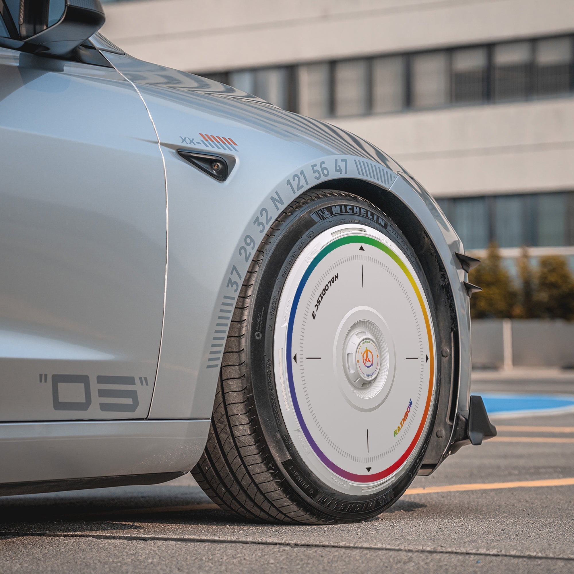 HALODISC 2 Wheel Covers for Tesla Model 3 Highland 19" Nova Wheels丨Rainbow Road