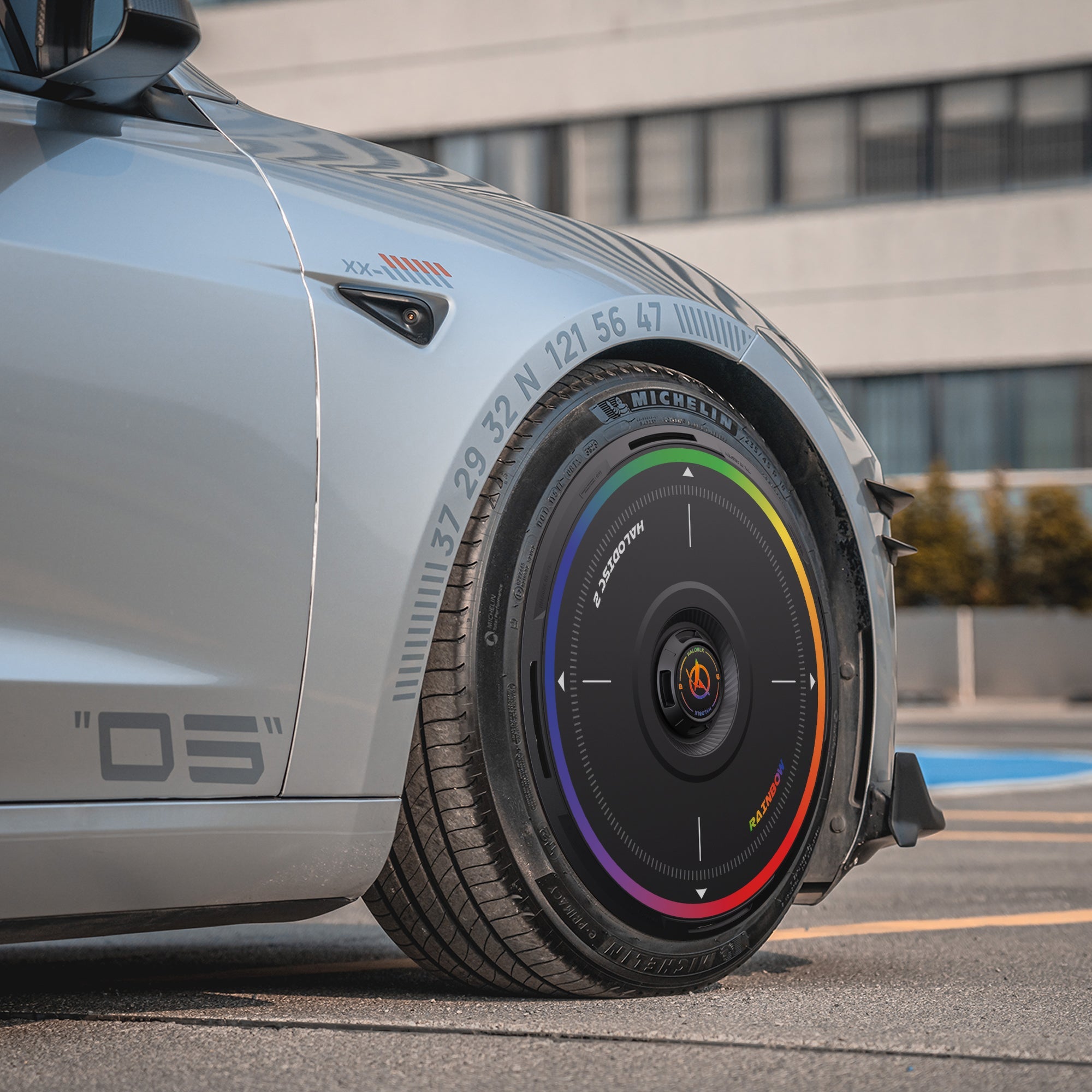 HALODISC 2 Wheel Covers for Tesla Model 3 Highland 18" Photon Wheels丨Rainbow Road